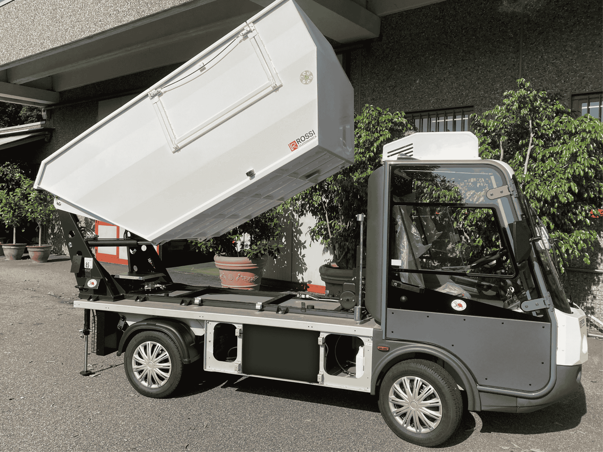 Electric Vehicles secondary image | Flash Battery